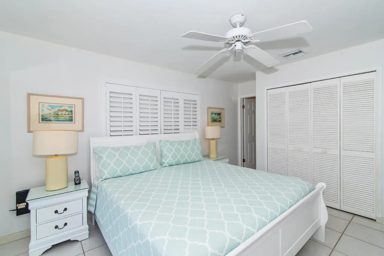 Beach Living At Discovery Point Club West Bay Νησιά Καϋμάν