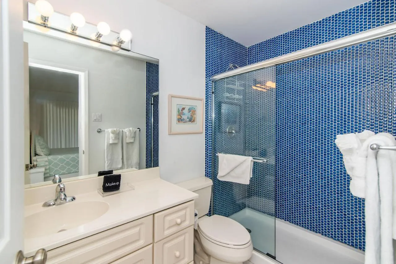 Beach Living At Discovery Point Club West Bay Διαμέρισμα